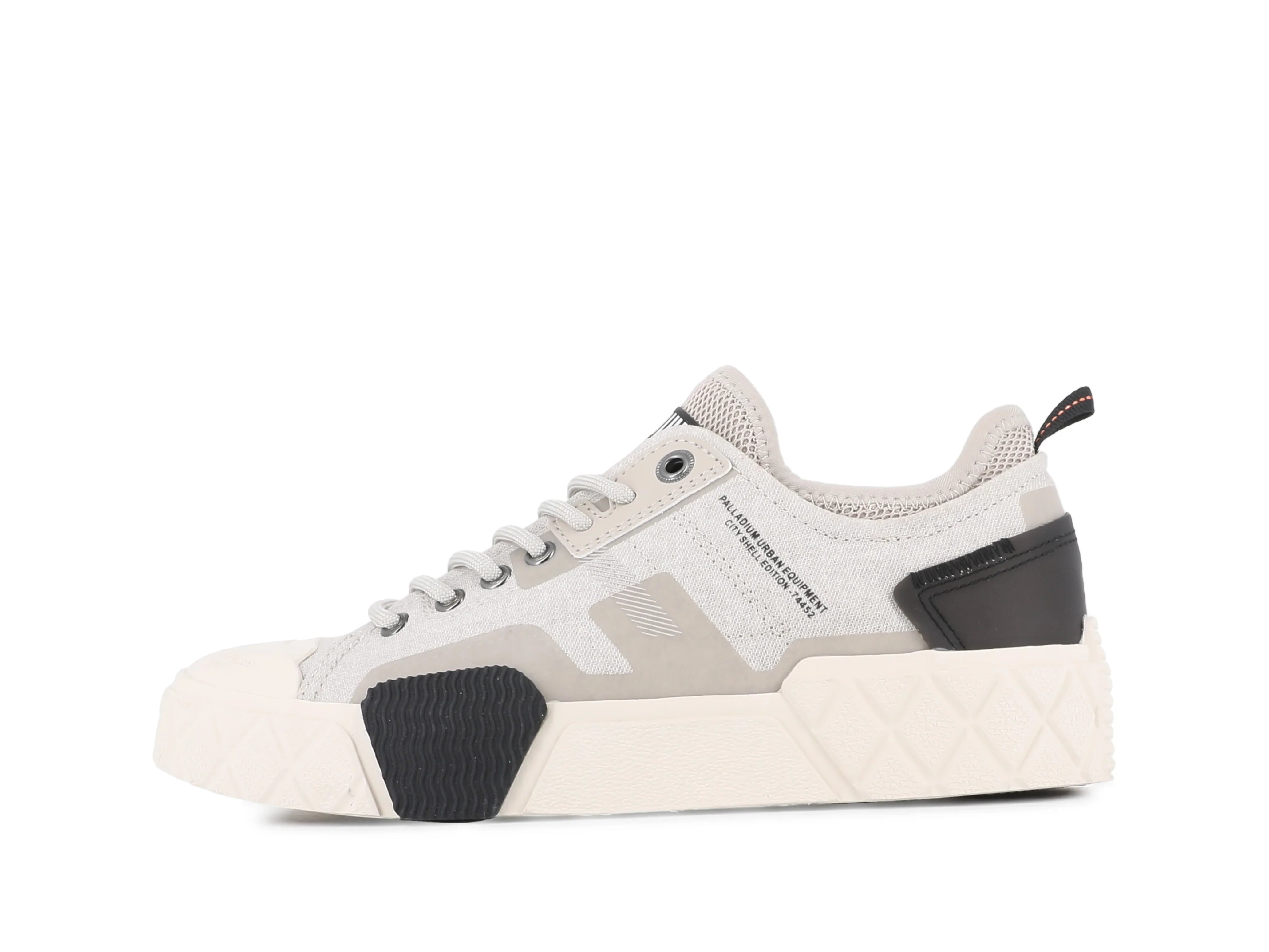 נעל סניקרס אופנתית פלטפורמת בד בצבע לבן אפור עם נגיעות שחור, מותג CHOZEN