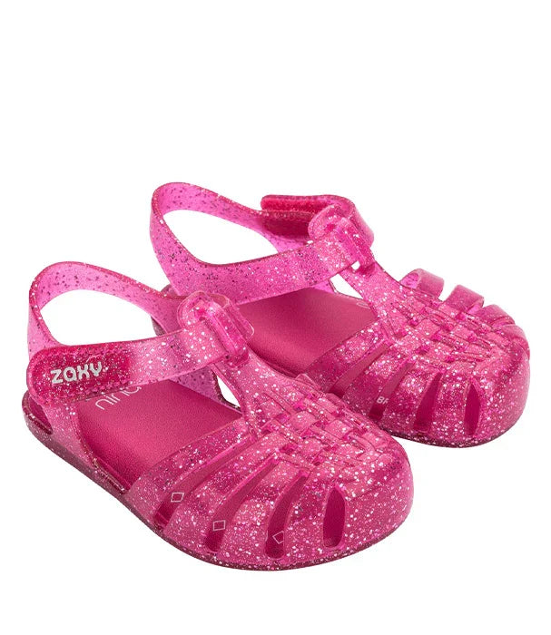 סנדלי ילדים ורודים מנצנצים דגם ZAXY, מוצר אופנה מקטלוג CHOZEN