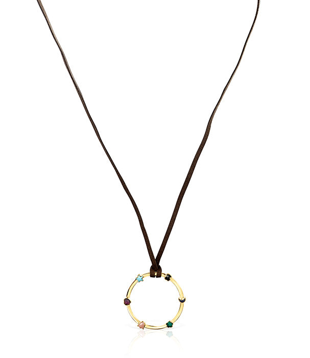 שרשרת עם תליון עיגול זהב ואבני חן צבעוניות על חוט חום, תכשיטי אופנה מעוצבים