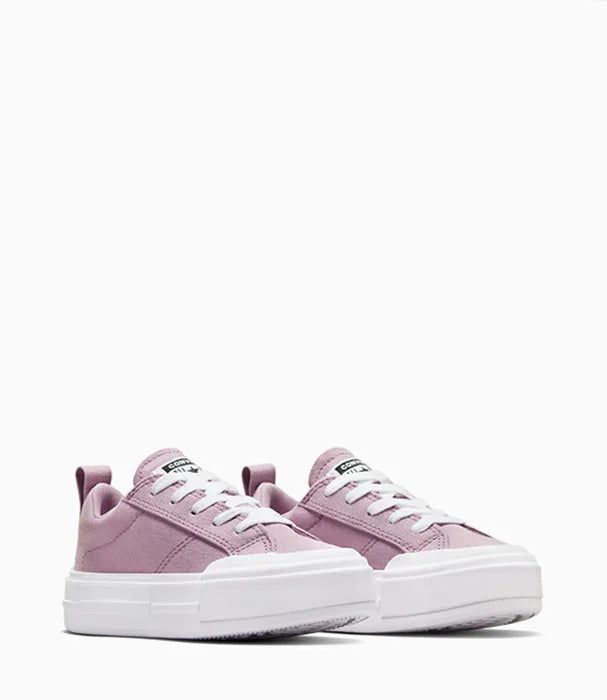 סניקרס ורודות עם שרוכים לבנים, דגם Converse, קונים באתר CHOZEN מותגים מובילים