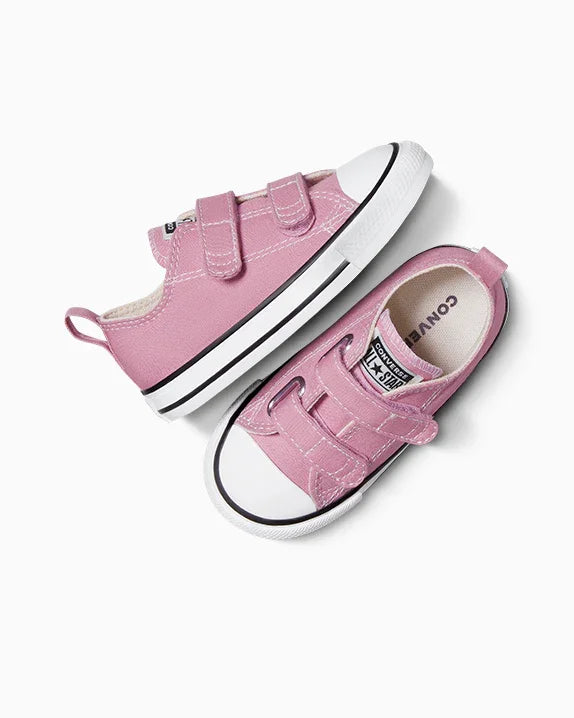 נעלי ילדים ורודות עם סקוץ' מותג קונברס באתר CHOZEN קבוצת אלפא
