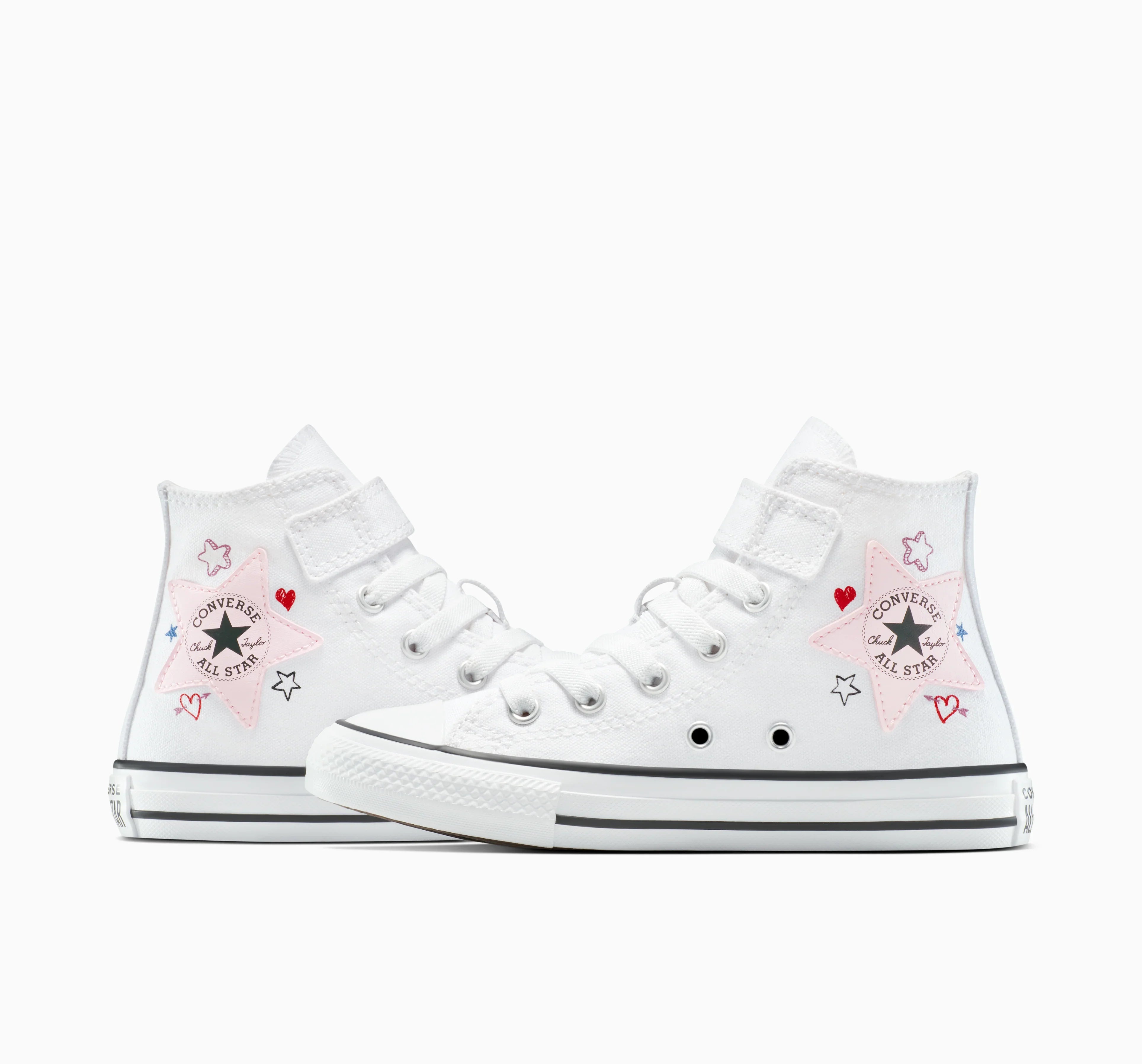 נעלי CONVERSE אלסטאר גבוהות לילדים, צבע לבן עם עיטורי כוכבים ולבבות, באתר CHOZEN