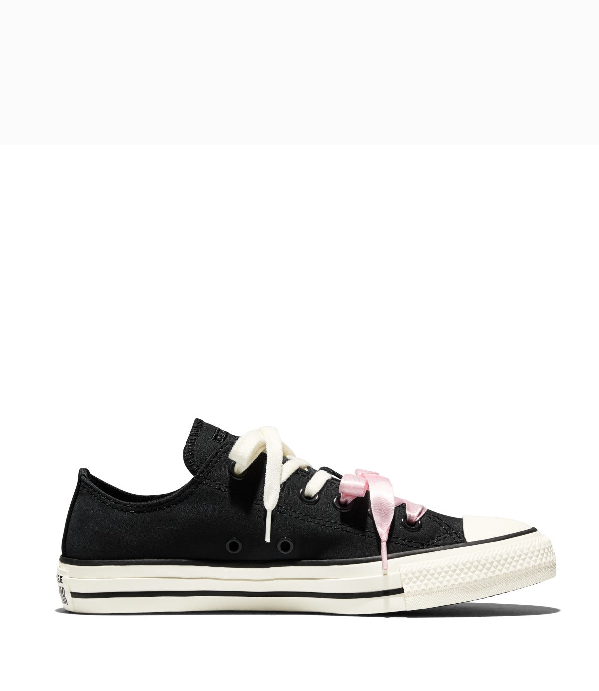 קונברס סניקרס CHUCK TAYLOR ALL STAR לנשים