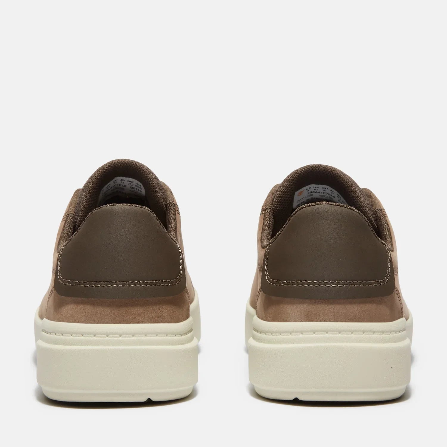 נעלי סניקרס חומות לגברים CHOZEN, מבט אחורי, סוליה לבנה, מבית קבוצת אלפא