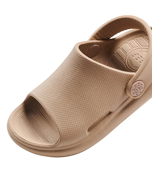 כפכף קיץ בצבע בז', עיצוב נוח וחדשני, נעליים טרנדיות לנשים באתר CHOZEN