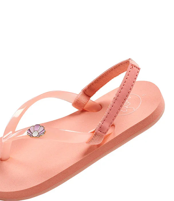 כפכף ורוד עם רצועה דקה ותליון צדפה, אופנתי לנשים, מתוך קטלוג CHOZEN