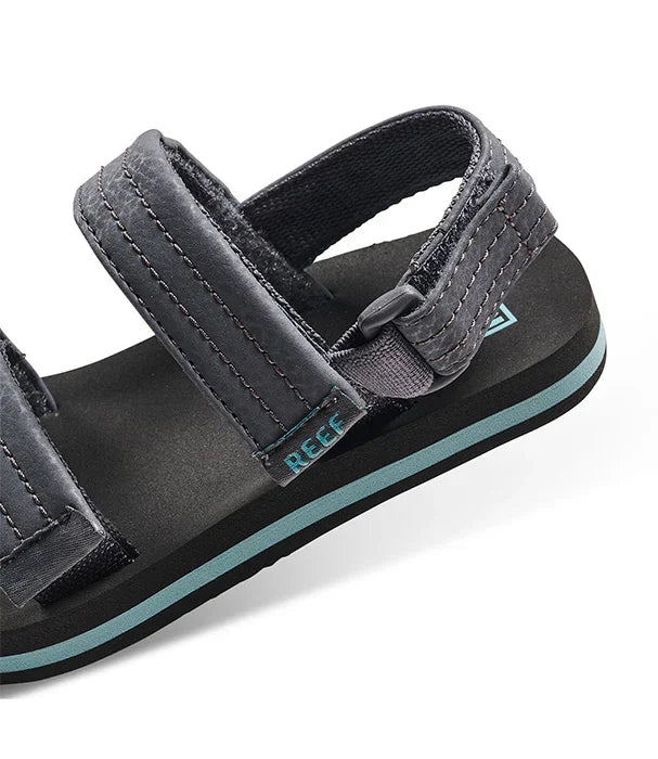 סנדל ילדים REEF שחור עם רצועות סקוץ׳, עיצוב איכותי באתר CHOZEN