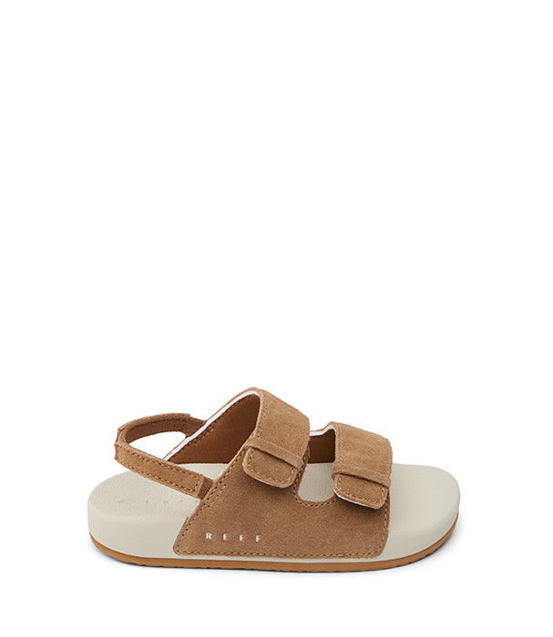 סנדל ילדים חום עם רצועות ולקרו, סוליה בהירה ונוחה, מתאים לקיץ