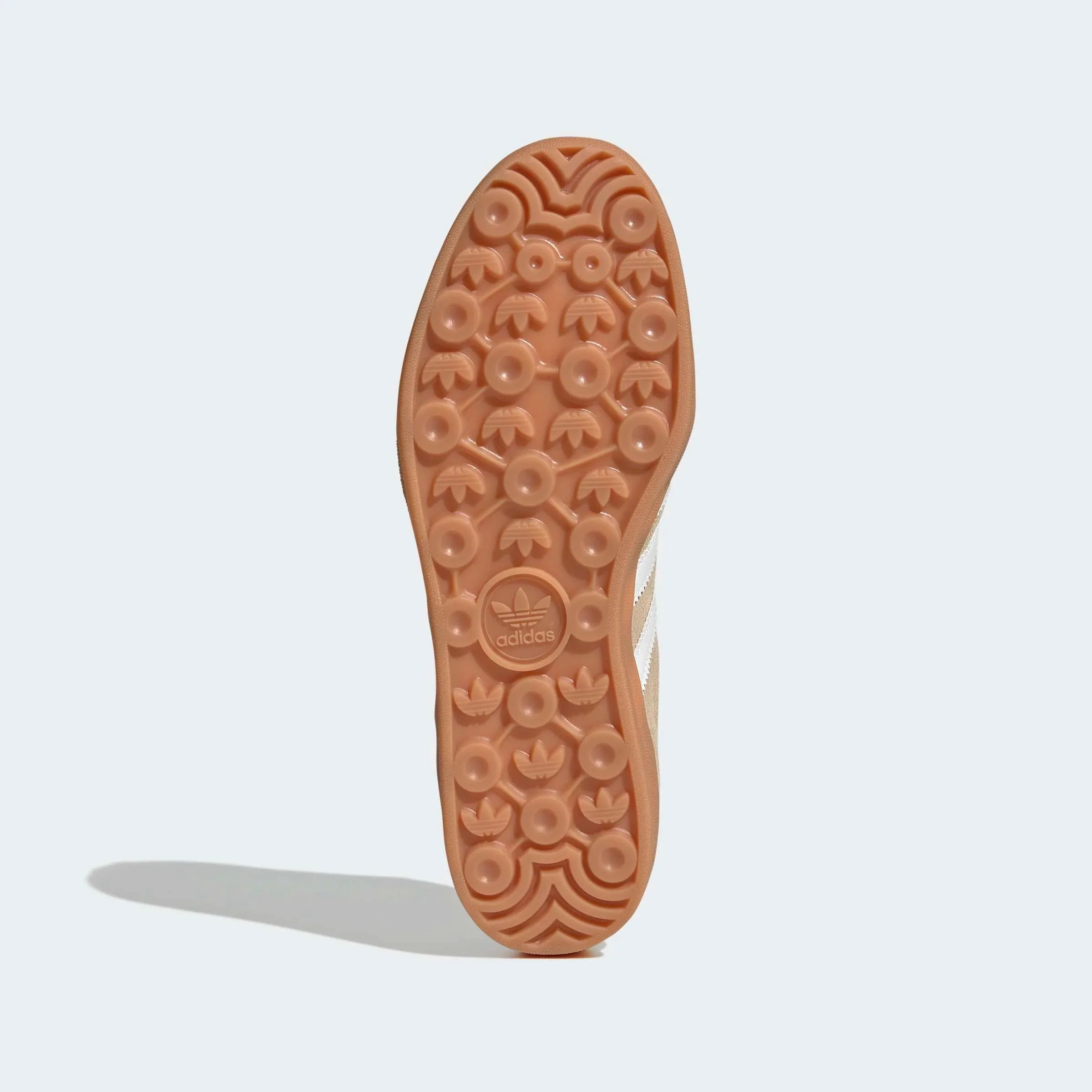 סוליה של נעל אדידס מקורית, צבע חום בהיר, מבית CHOZEN, מותגים מובילים