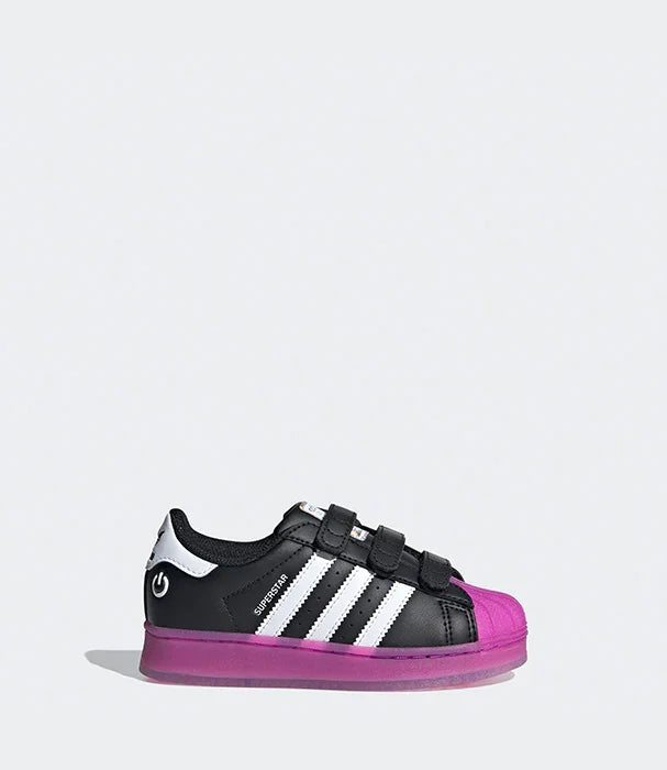 סניקרס ילדים Adidas Superstar שחורות עם פסי לבן וסוליה סגולה, נעל אופנתית CHOZEN