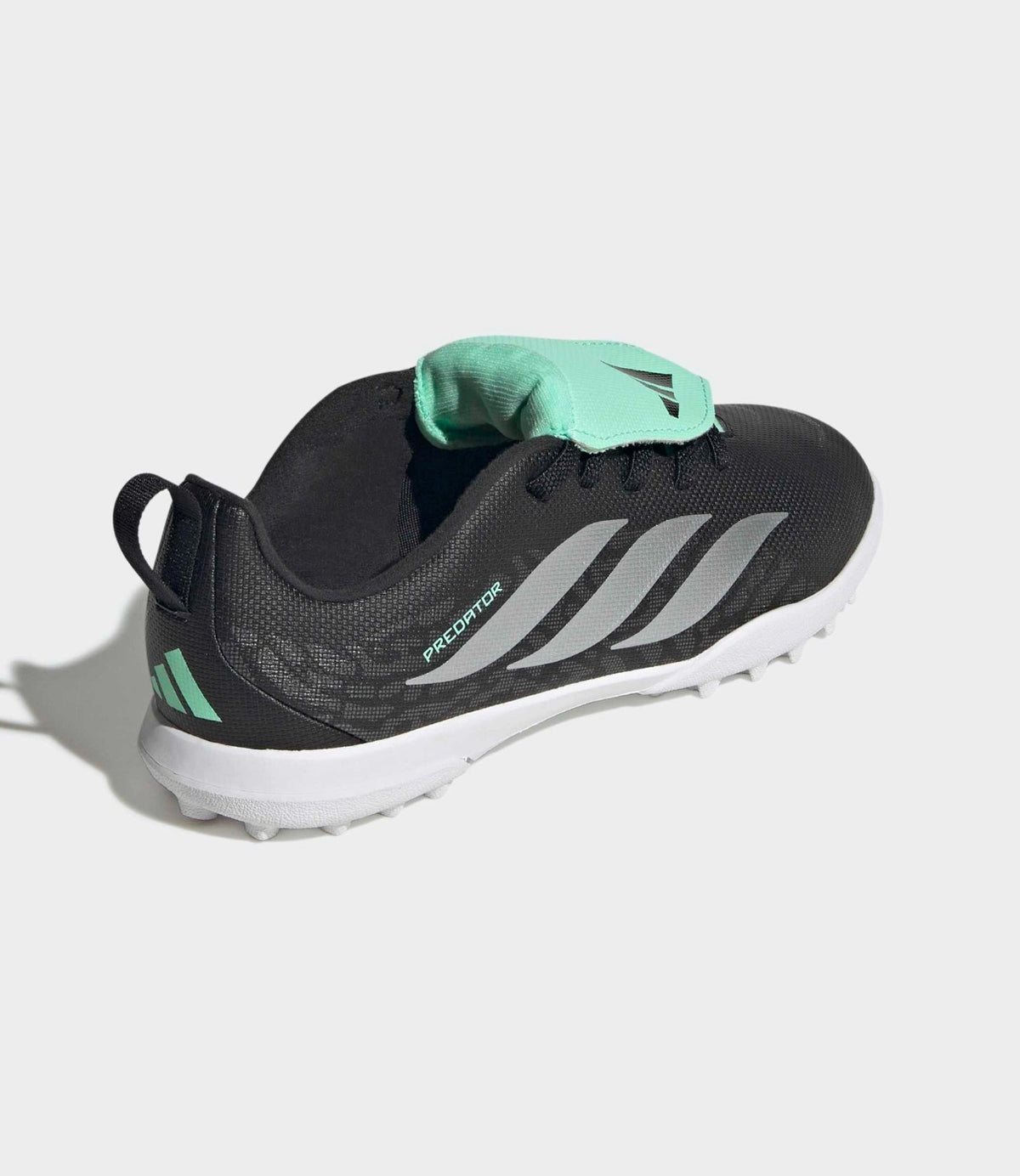 ADIDAS סניקרס בצבע שחור - CHOZEN