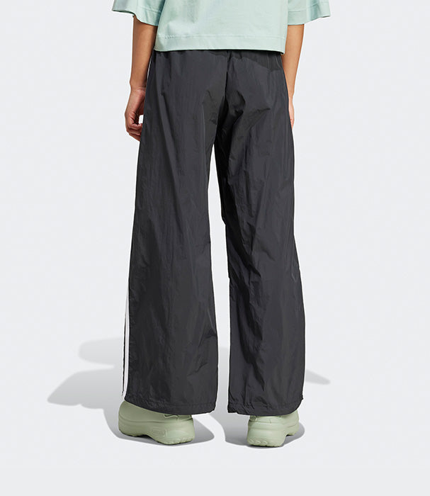 אדידס מכנסי ניילון מתרחבים לנשים