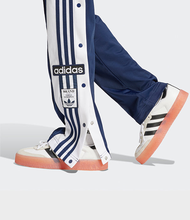 אדידס מכנסיים מתרחבים לנשים