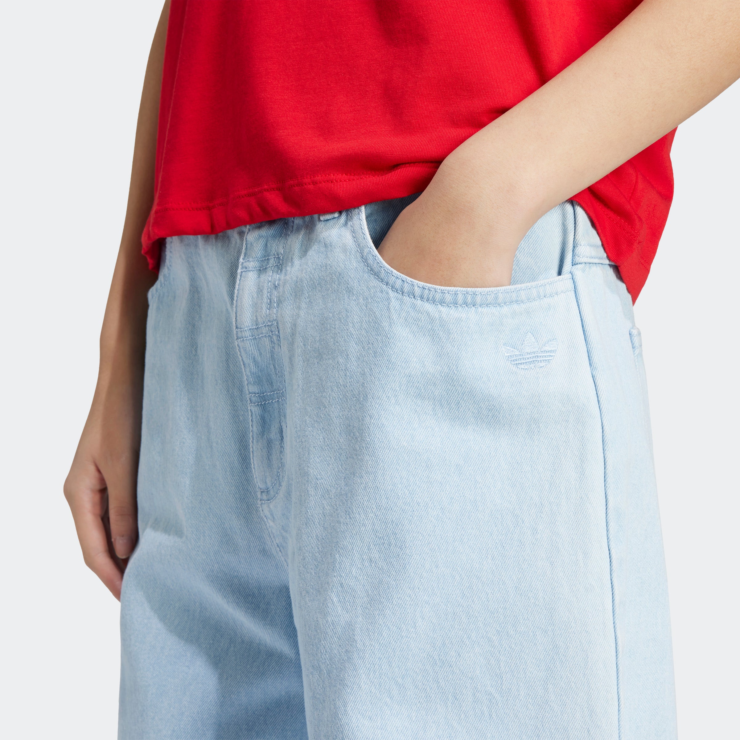 אדידס מכנסיים ארוכים PREMIUM ESSENTIALS DENIM לנשים