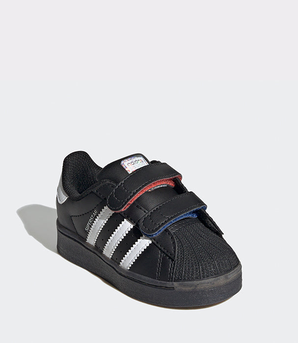 אדידס סניקרס SUPERSTAR LED LIGHTS בשילוב אורות בסוליה לתינוקות