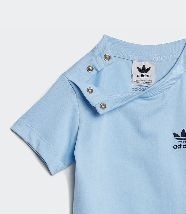 אדידס סט טישרט ומכנסיים קצרים לתינוקות