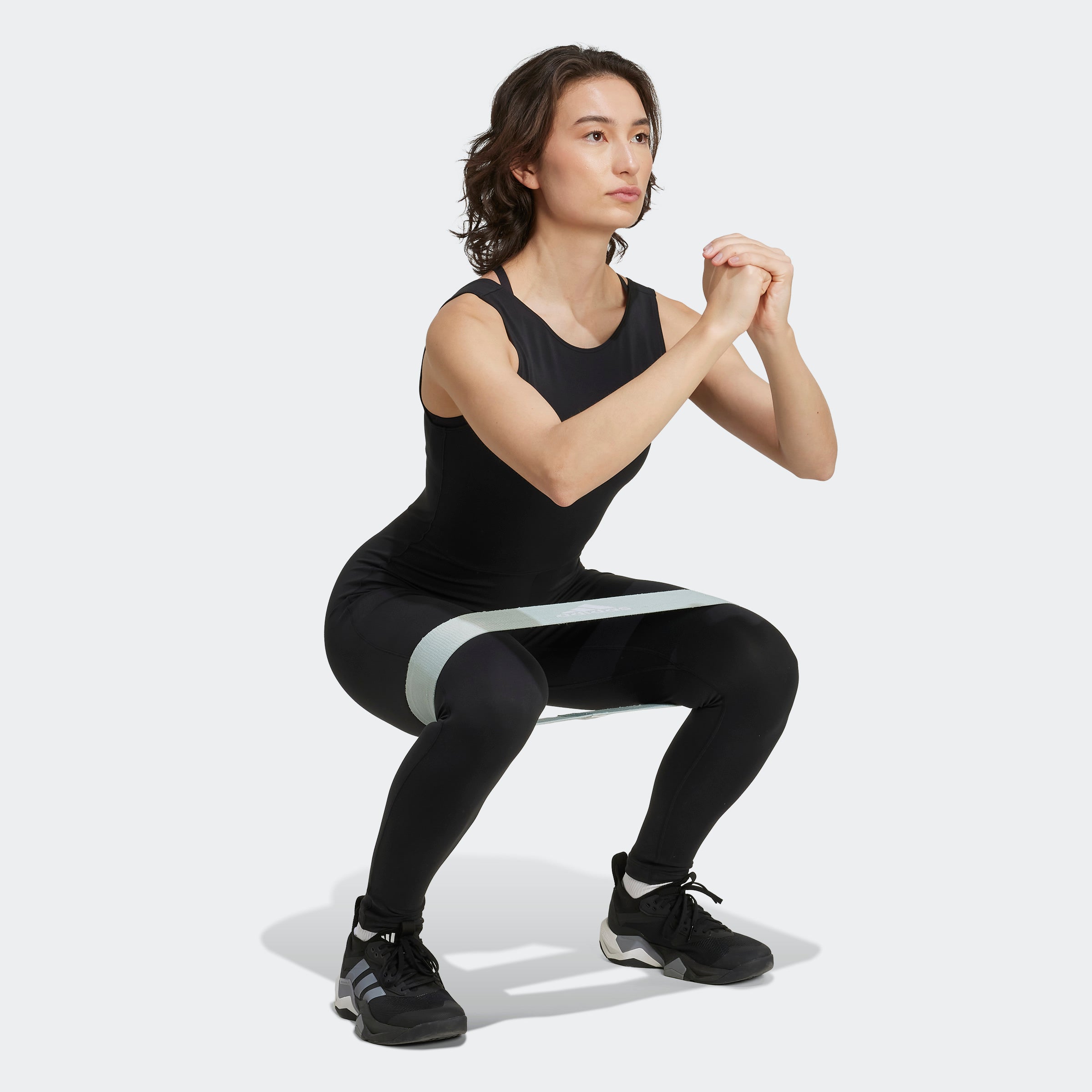 אדידס בגד גוף YOGA MOTION לנשים