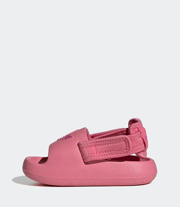 סנדל תינוקות ורוד עם רצועה, מבית מותגים מובילים ב-CHOZEN