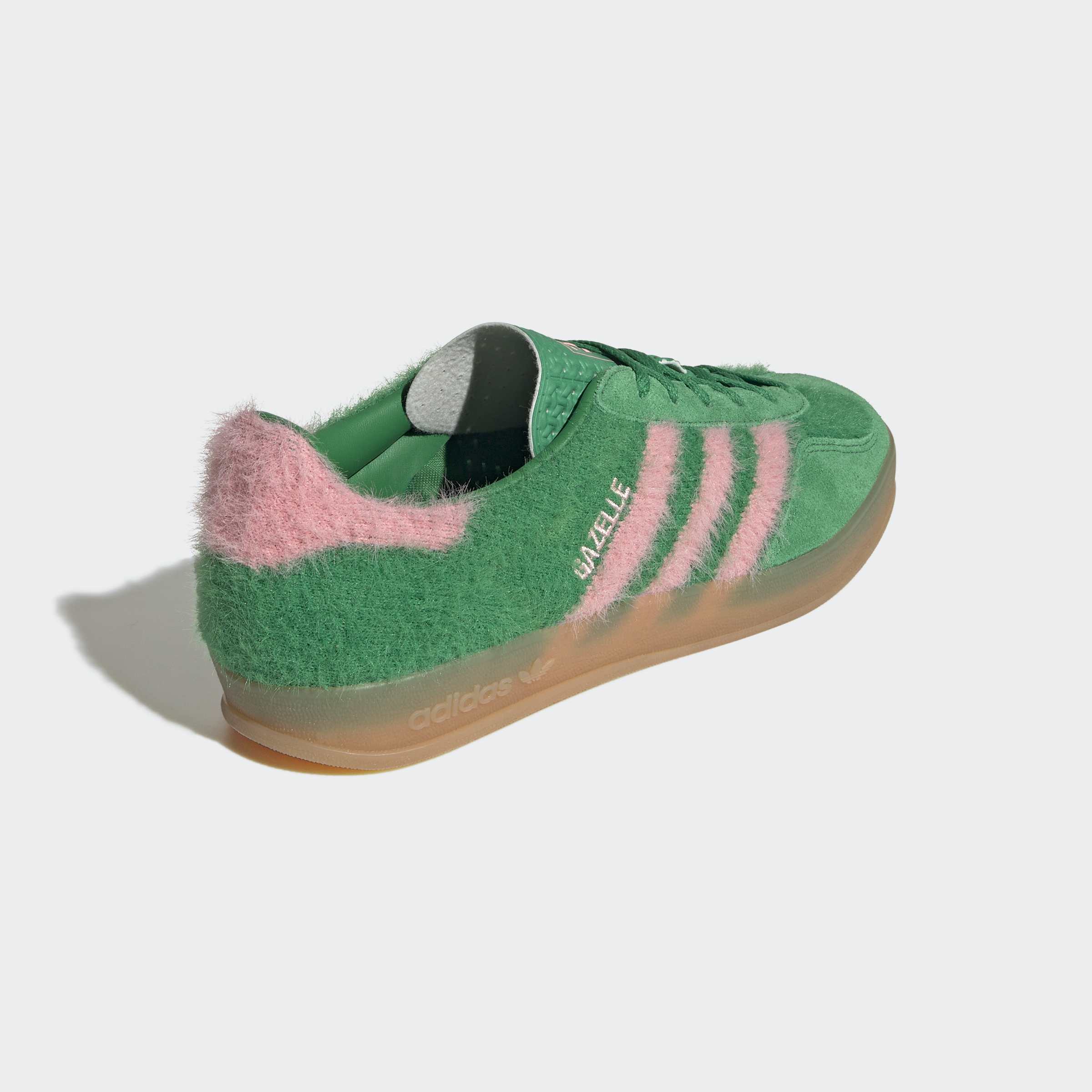 אדידס סניקרס GAZELLE INDOOR לנשים
