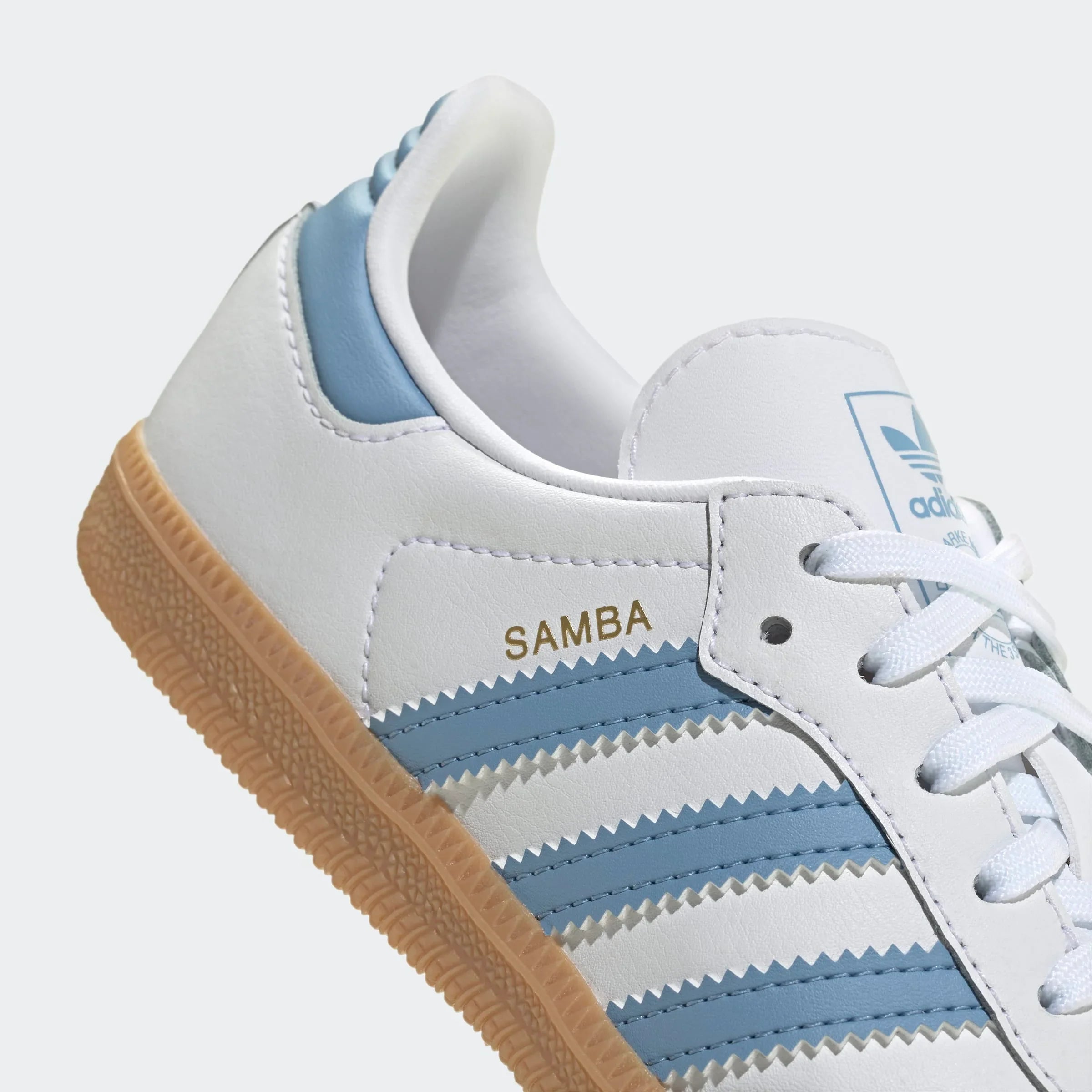 סניקרס adidas samba בצבע לבן ותכלת, דגם קלאסי לגברים, HOMEPAGE CHOZEN