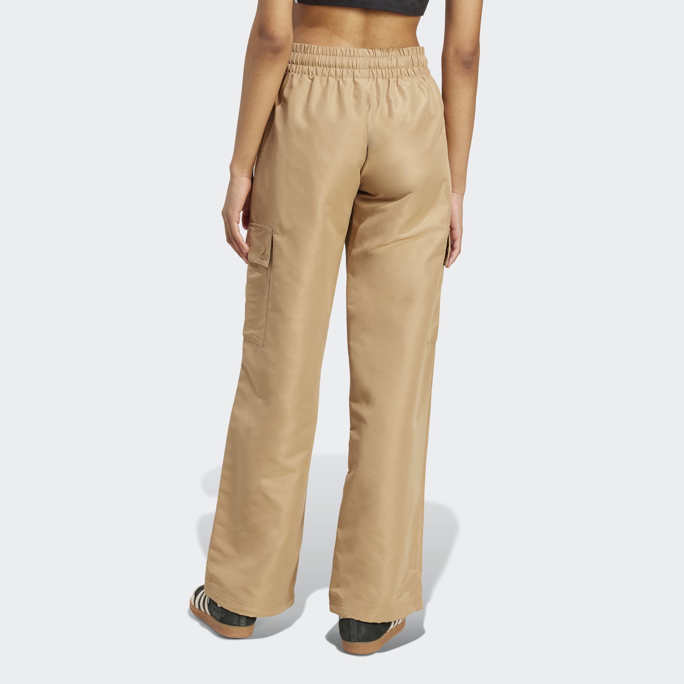 אדידס מכנסי קרגו ESSENTIALS WOVEN לנשים