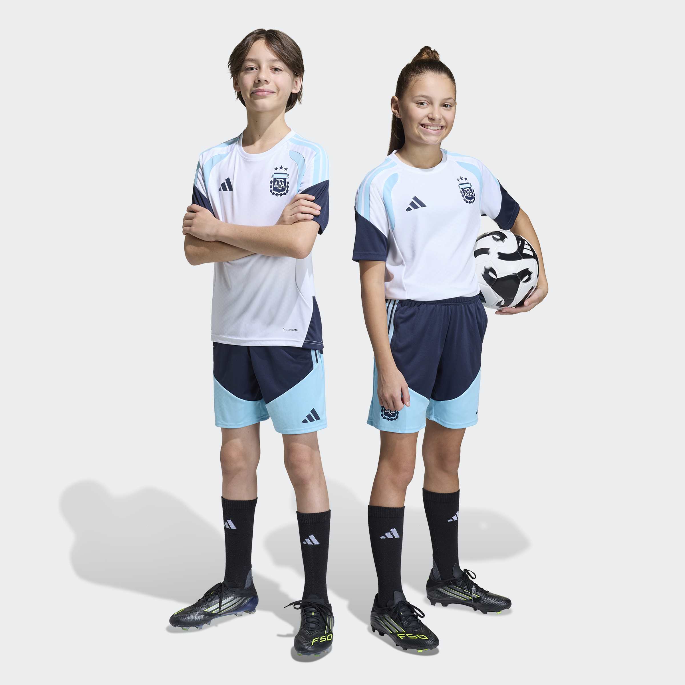 אדידס מכנסי כדורגל קצרים ARGENTINA 26 TIRO לילדים - CHOZEN