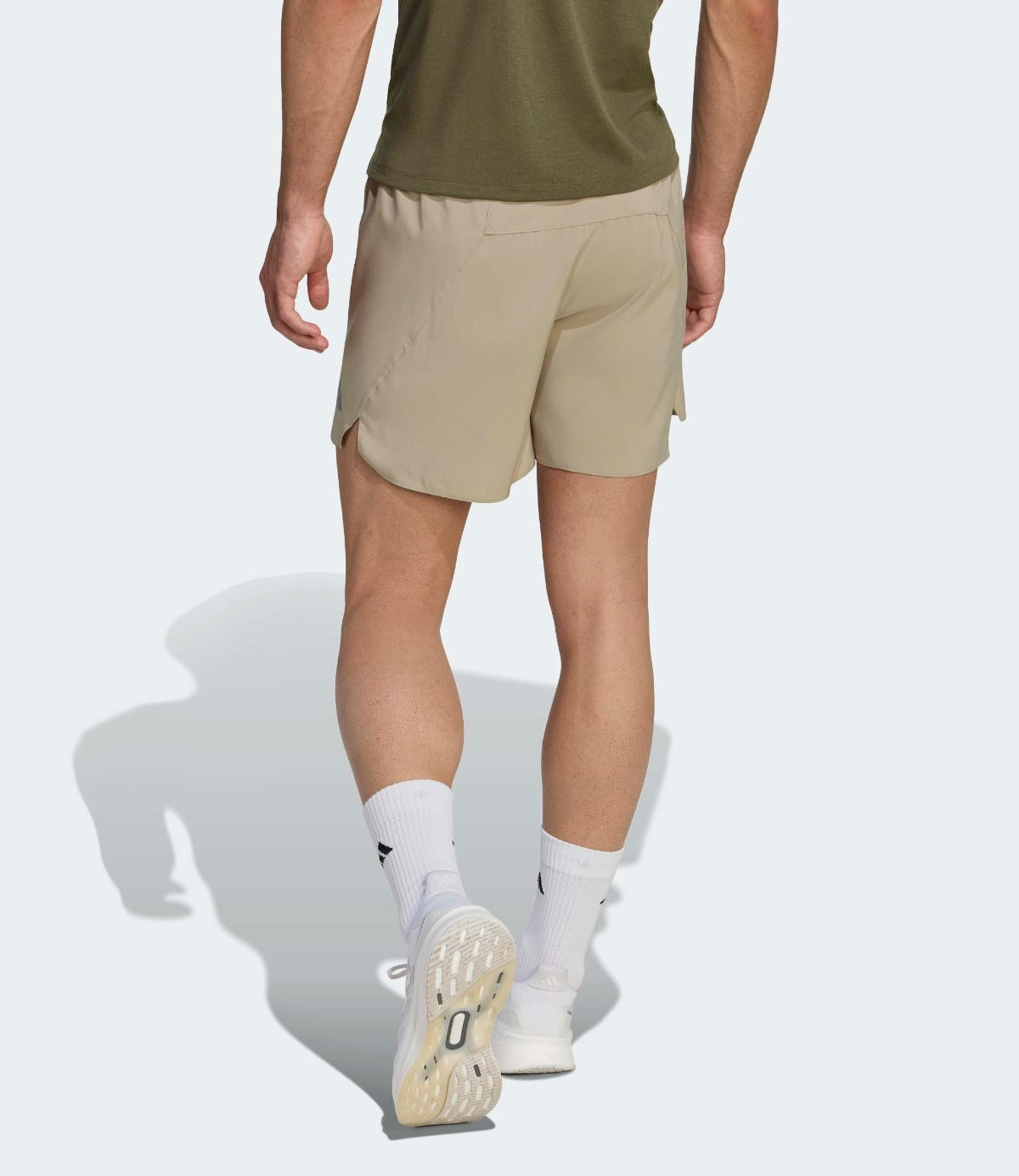 אדידס מכנסיים קצרים ADI365 RUNNING ESSENTIALS לגברים