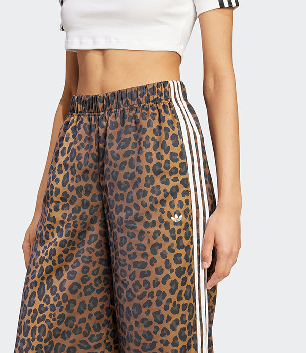 אדידס מכנסיים מתרחבים לנשים