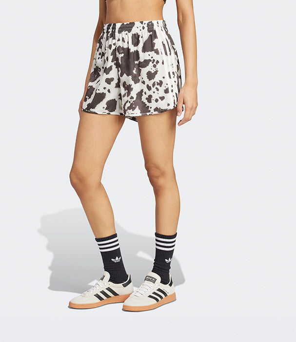 אדידס מכנסיים קצרים לנשים - CHOZEN