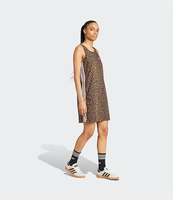 אדידס שמלה DNM לנשים