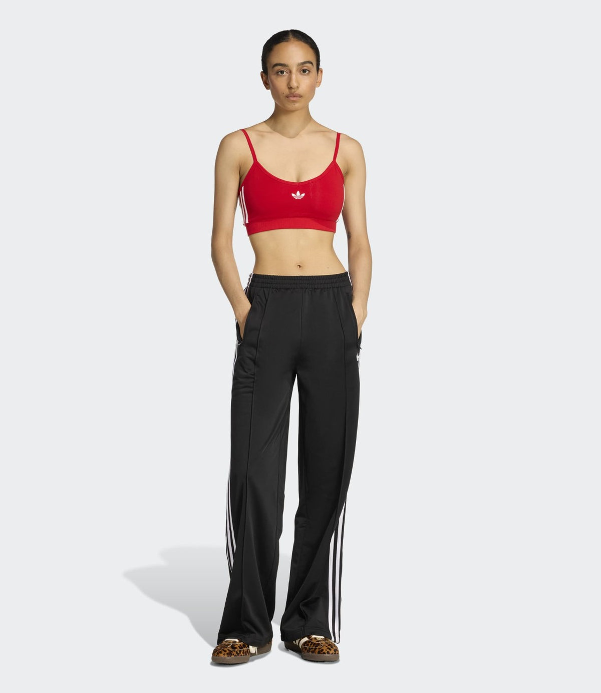 ADIDAS TRACK PANT בצבע שחור - CHOZEN