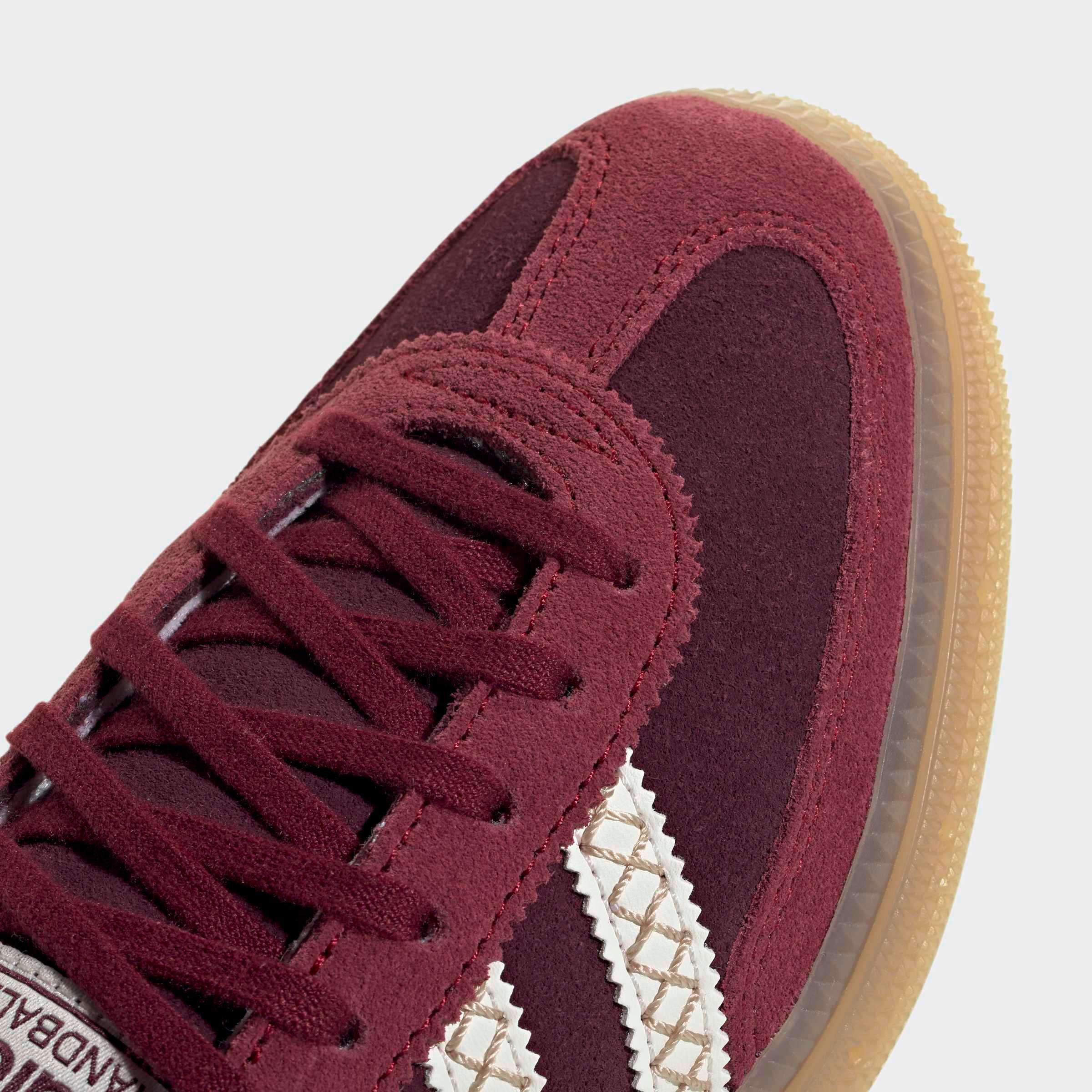 פרט נעל סניקרס ספורט בורדו דגם טרנדי, סוליה גומי, באתר CHOZEN מותגים מובילים