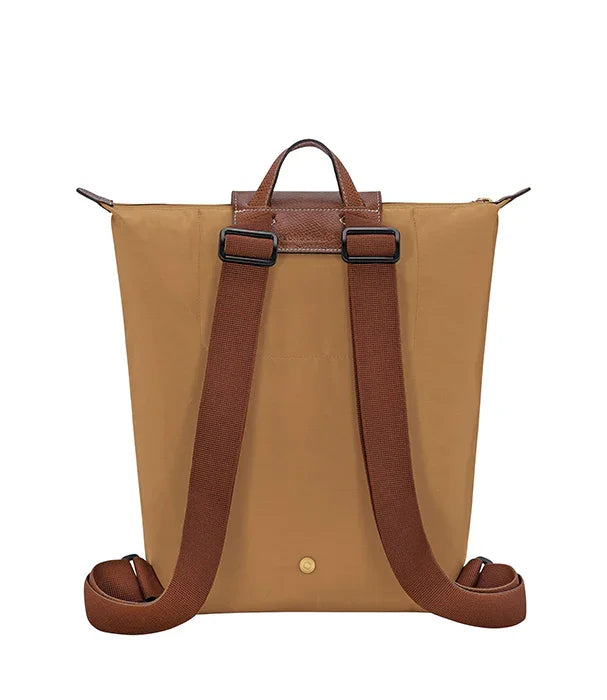 תיק גב חום אופנתי עם רצועות עבות, קולקציית מותגים ב-CHOZEN