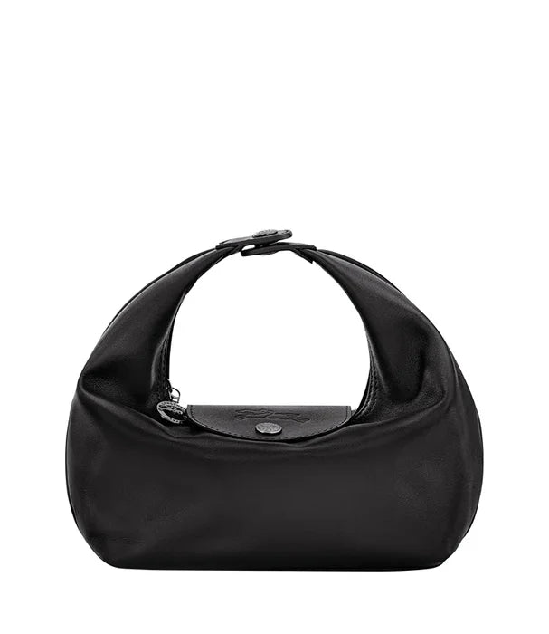 תיק יד לנשים בצבע שחור בעיצוב יוקרתי מבית CHOZEN, גורם בולט בקטגוריית אופנה