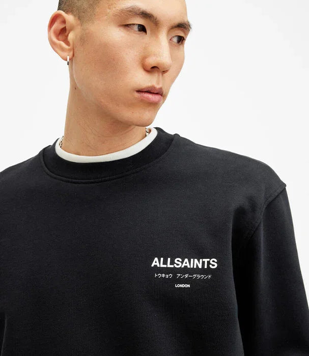 גבר לובש סווטשירט שחור של ALLSAINTS, אופנת גברים יוקרתית מיבואן רשמי קבוצת אלפא