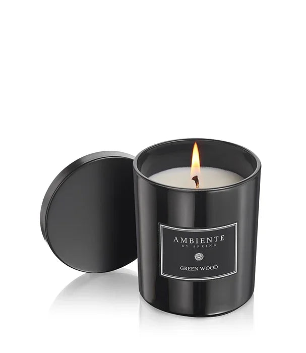 נר יוקרתי שחור דולק Ambiente Green Wood מבית CHOZEN, עיצוב אלגנטי לבית