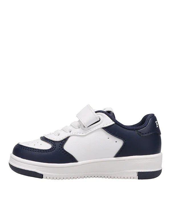 נעל סניקרס ילדות בצבעים כחול ולבן, דגם CHOZEN, מותגים מובילים בקבוצת אלפא