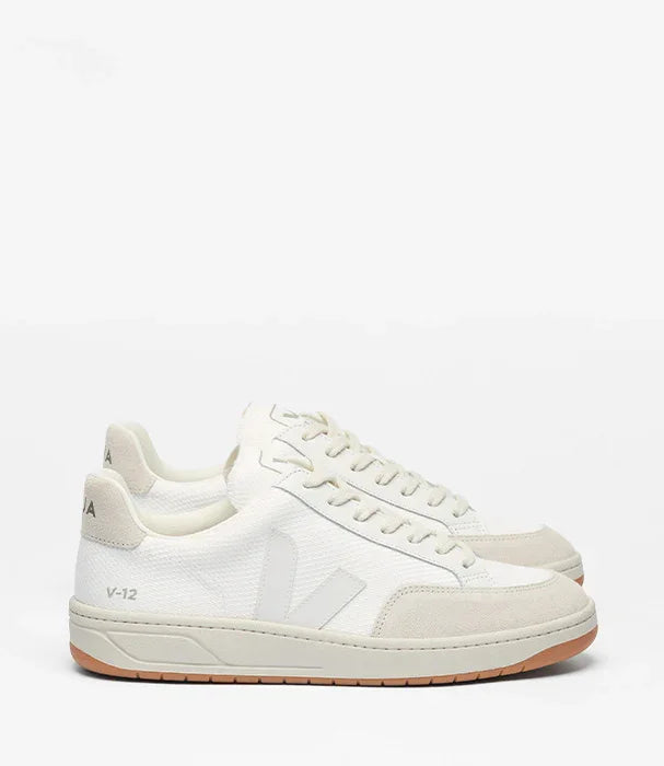 נעלי סניקרס Veja V-12 לבנות עם סוליה בגוון בז', מותג מוביל באתר CHOZEN