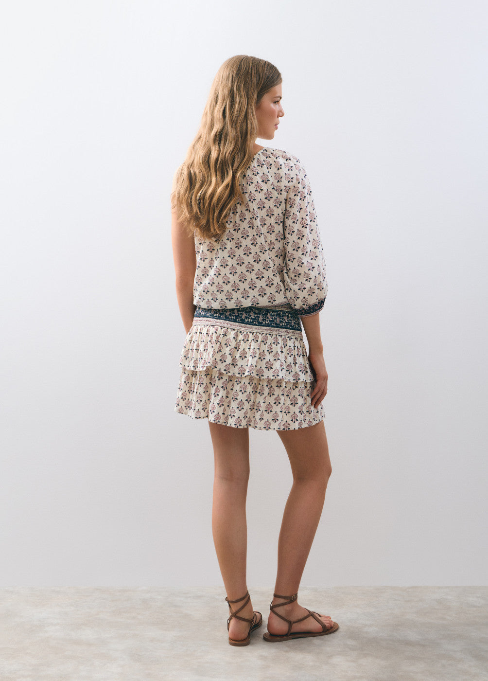 בראוני חצאית מיני לנשים