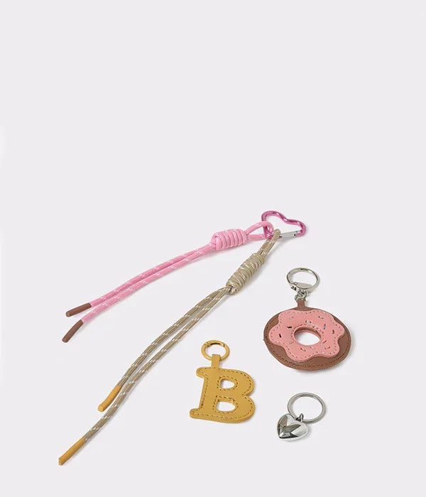 סט מחזיקי מפתחות מעוצבים בצורת דונאט, לב, אות B ושרוכים ורודים, אביזרי אופנה CHOZEN