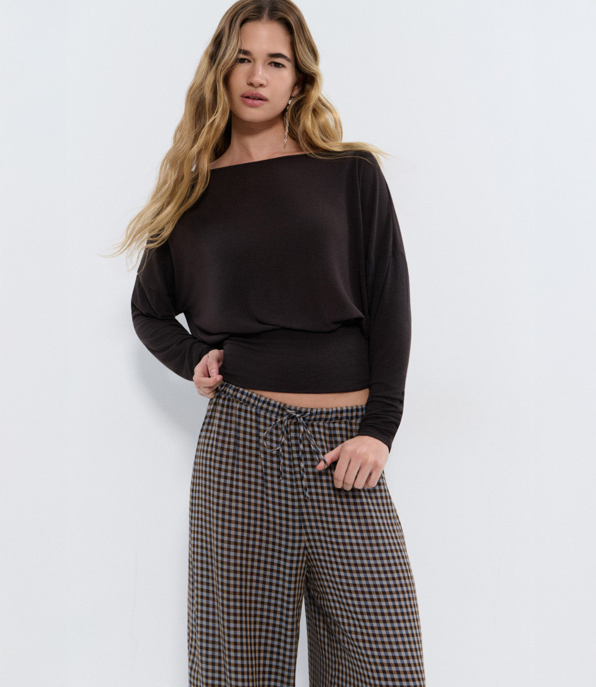 בראוני חולצה ארוכה לנשים