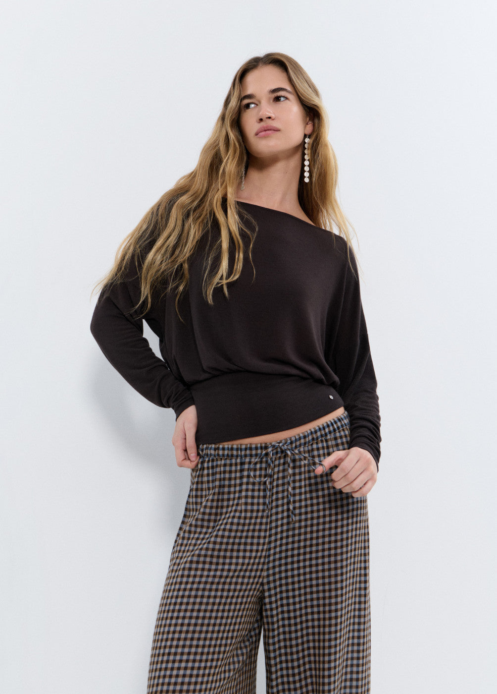 בראוני חולצה ארוכה לנשים