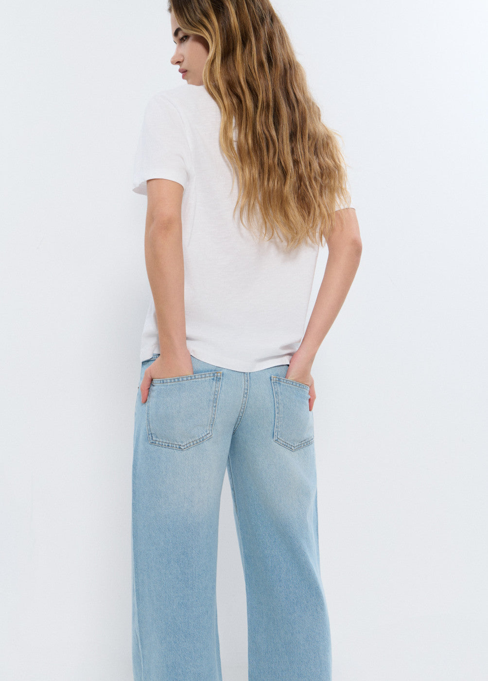 בראוני טישרט לנשים