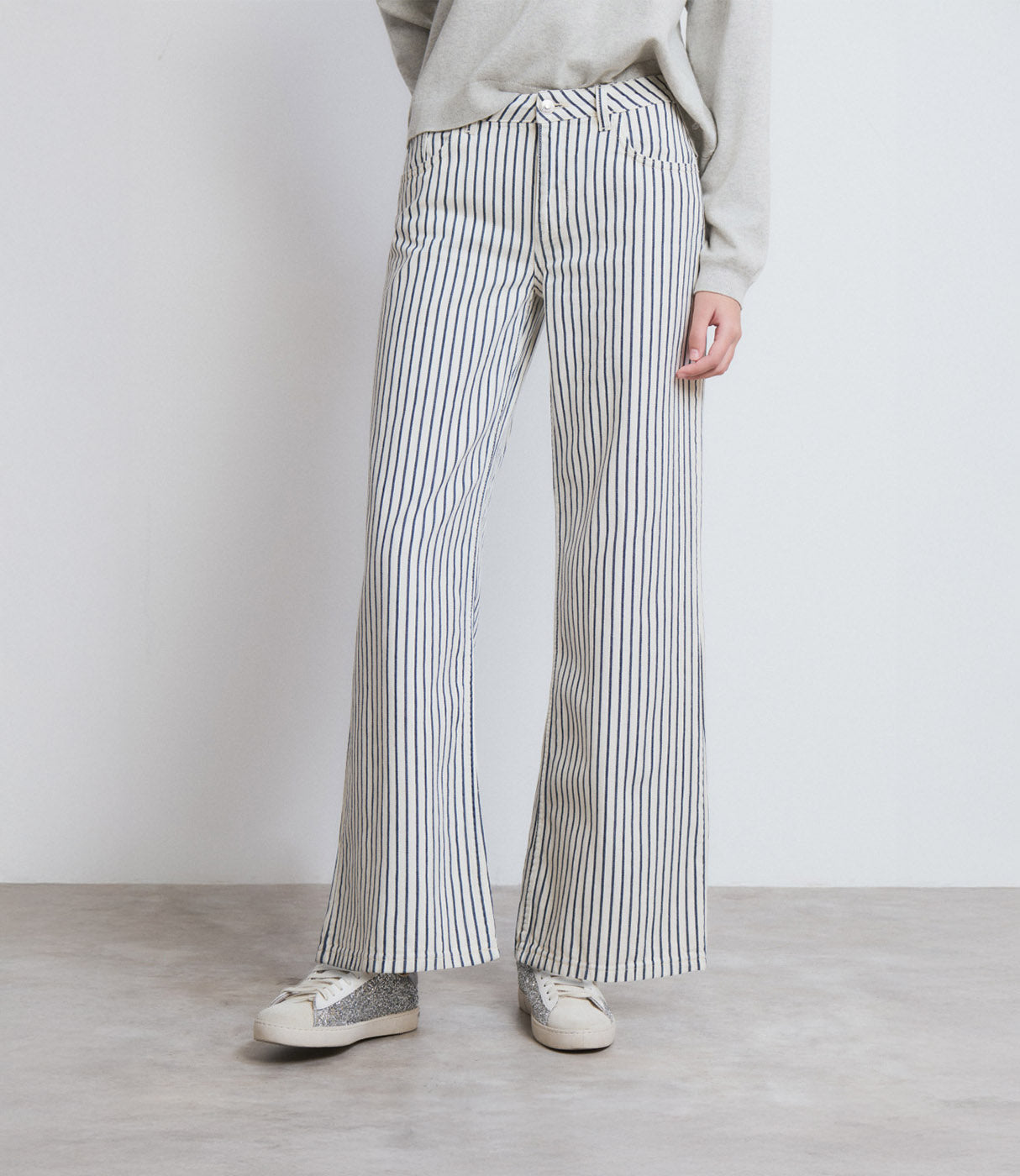 מכנסיים רחבים מפוספסים בצבע לבן פסים שחורים לנשים, אופנה מודרנית קז'ואל