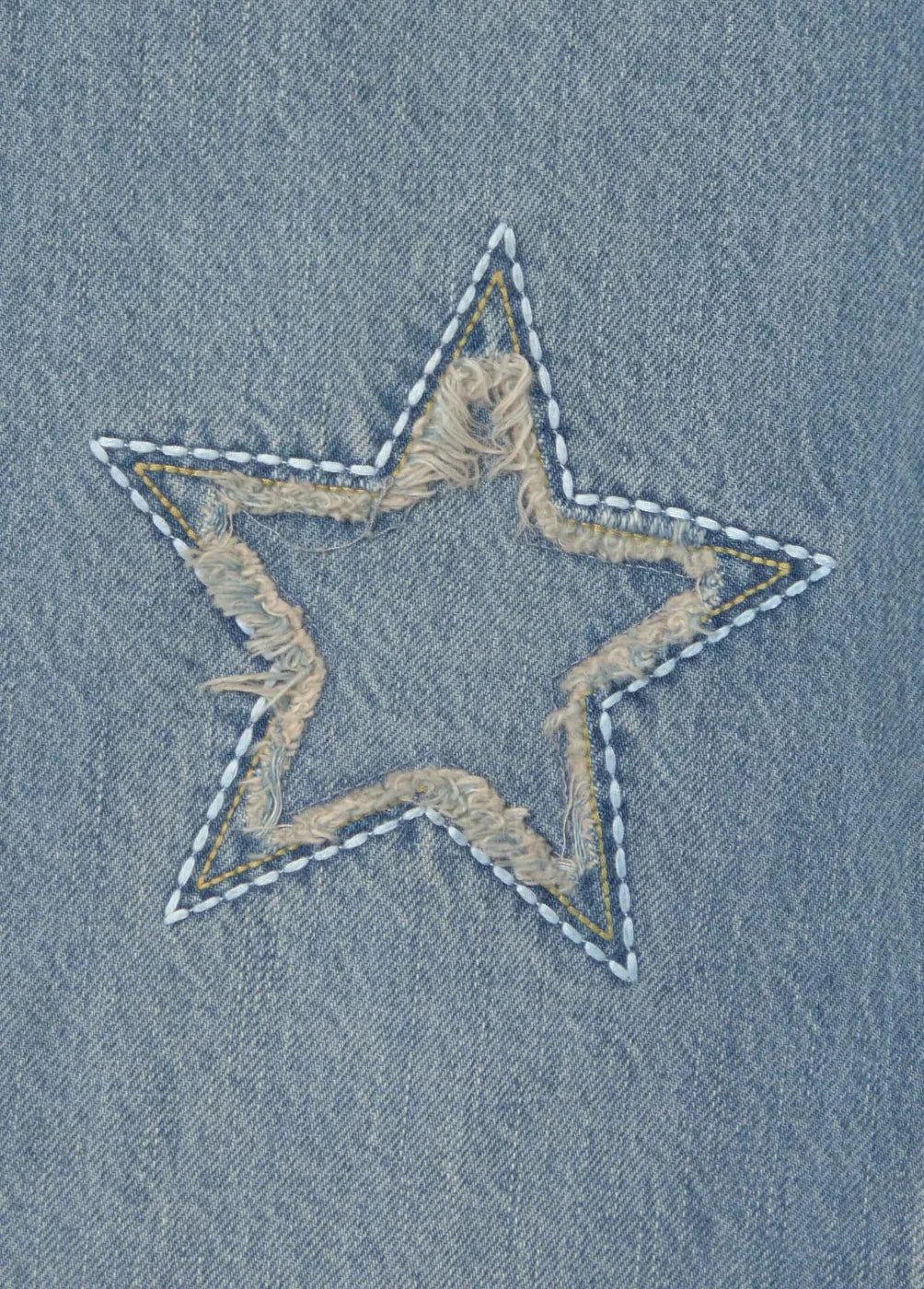 תפר כוכב גזור על בד ג'ינס כחול, רקמת כוכב אופנתית, CHOZEN מותגים מובילים