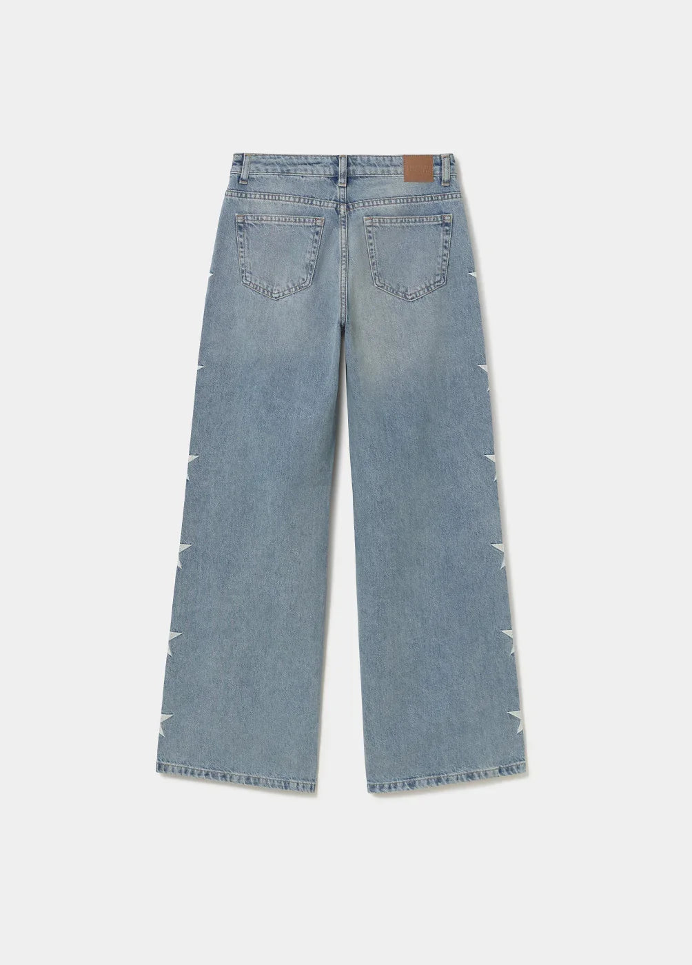 ג׳ינס רחב בגזרת וינטג׳, דיטייל כוכבים בצדי הרגליים, קולקציית CHOZEN, קבוצת אלפא