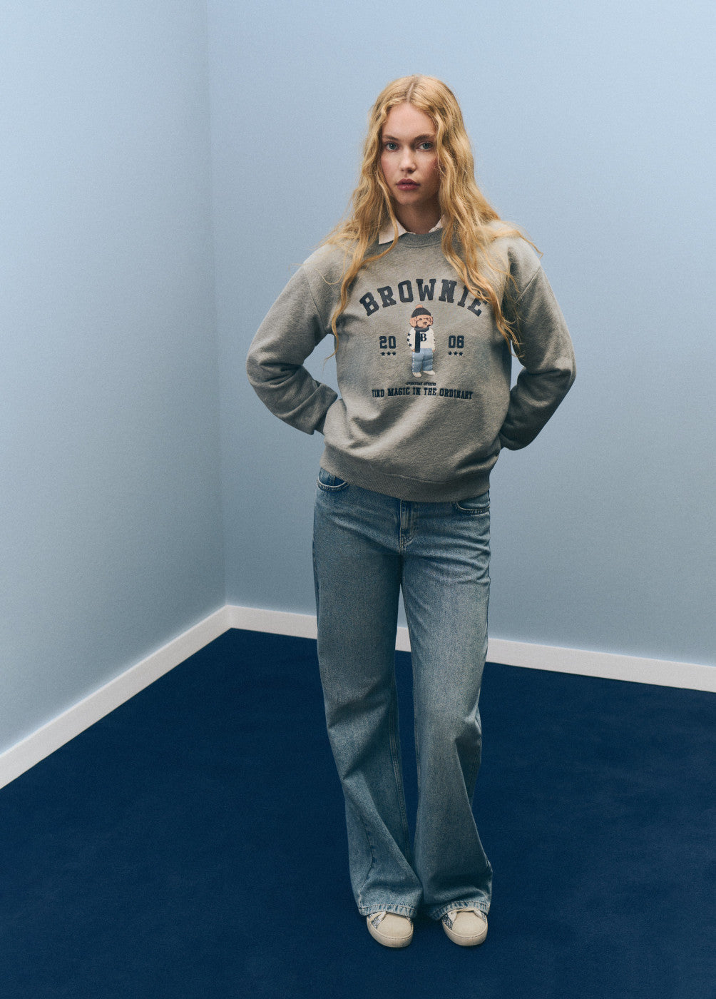 בראוני סווטשירט לנשים