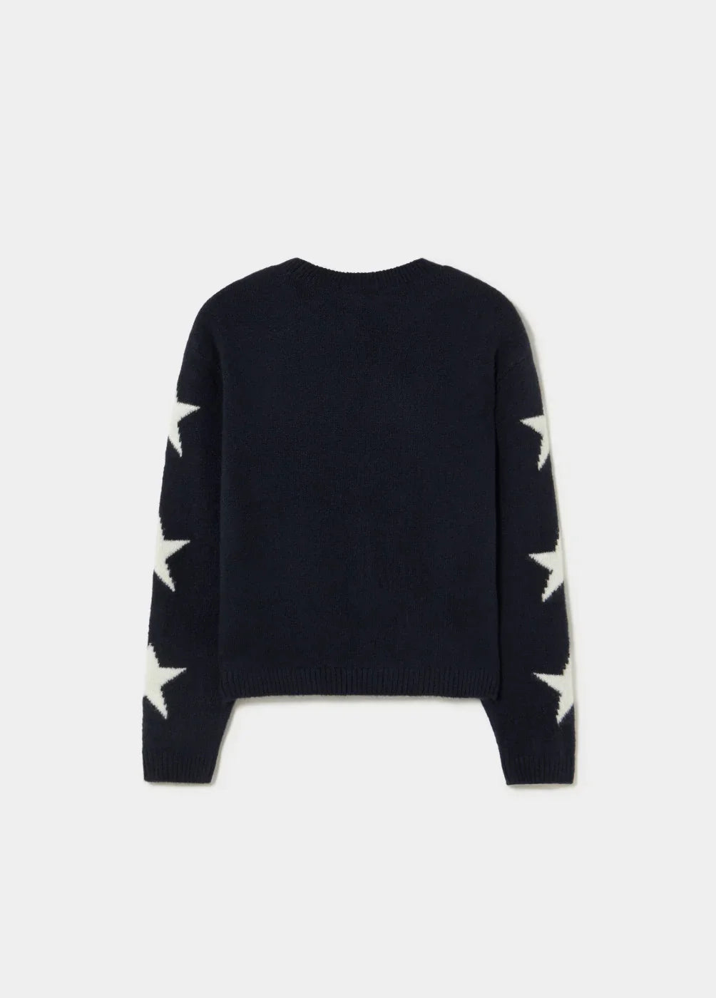 סוודר כחול כהה עם כוכבים לבנים בשרוולים מבית CHOZEN, אופנה יוקרתית קבוצת אלפא