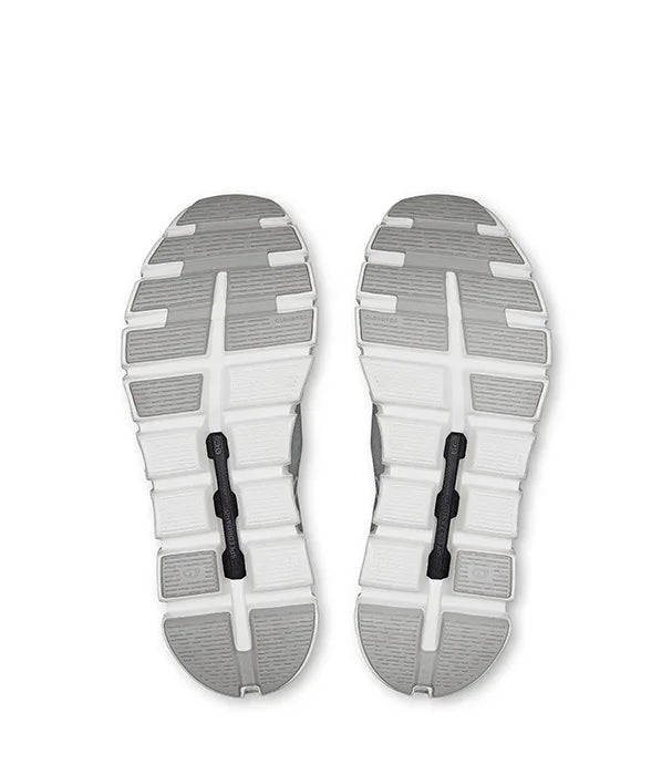 סוליה של נעלי ספורט לבנות אפורות, דגם חדש ב-CHOZEN, מבית קבוצת אלפא