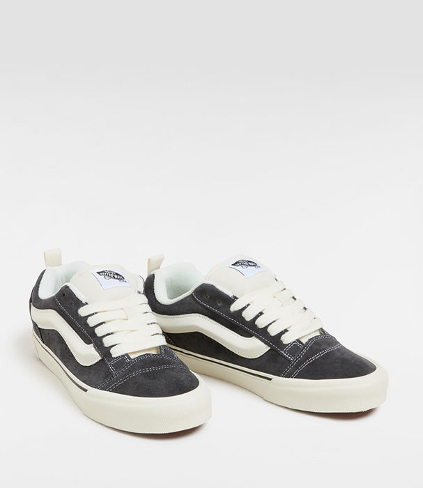 ואנס סניקרס KNU SKOOL לגברים